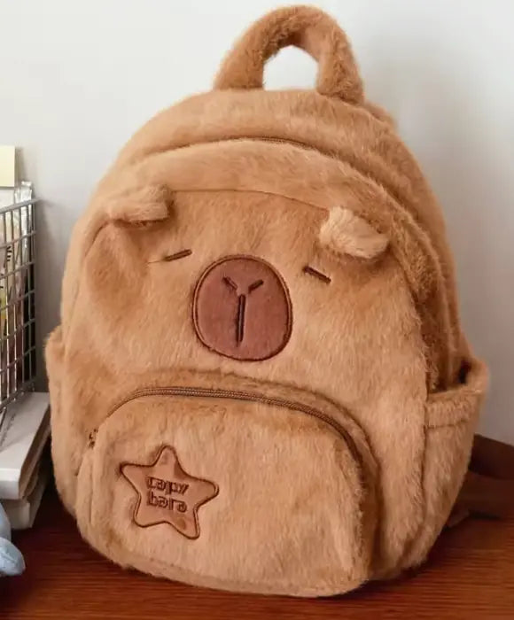 Capivara De Pelúcia Fofa Com Mochila