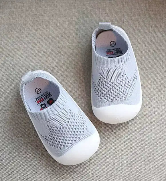 Tênis Infantil Meia Flexível e Respirável