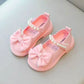Sapato Infantil Feminino Branco com Pérolas e Laço Elegante